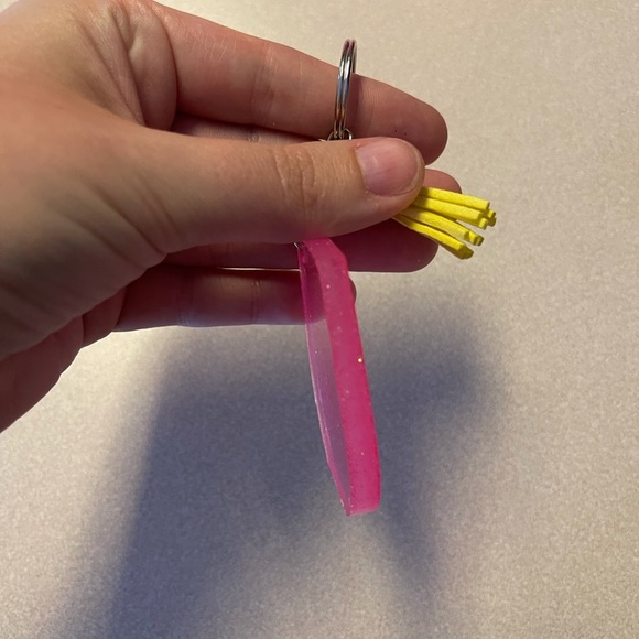 Handmade Stemless Wine Glass Keychain - Picture 3 of 6